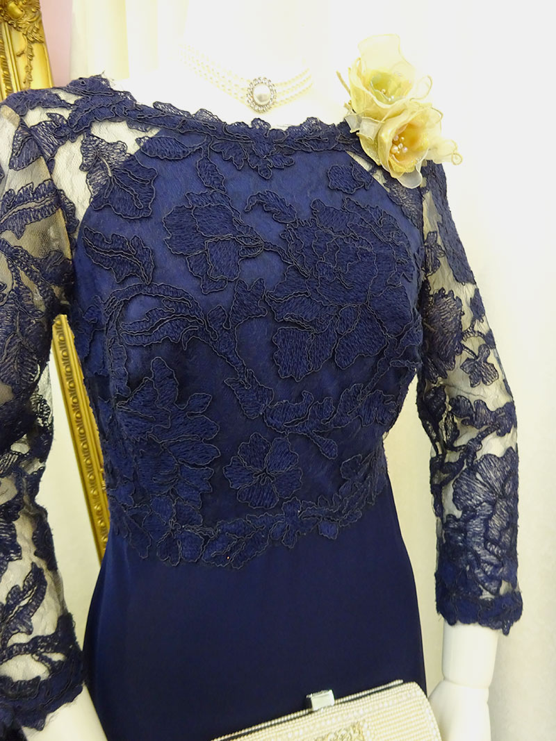 袖付きレースのマザーズドレス