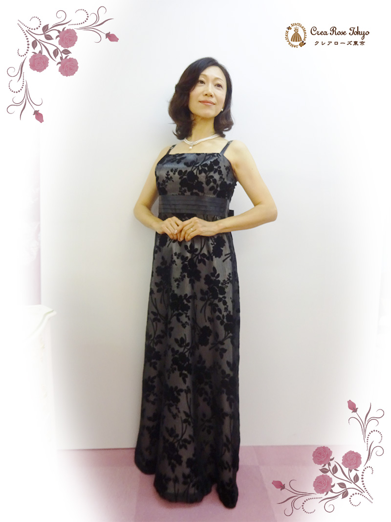 【フルール・ウェンディードレス】背中のリボンがアクセント　お母さまに