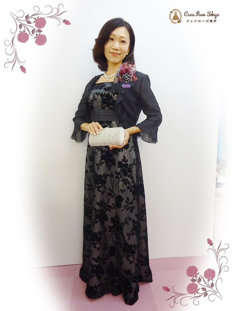 【フルール・ウェンディードレス】背中のリボンがアクセント　お母さまに