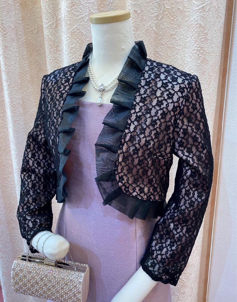 日本人女性の肌に馴染むライラックピンクのドレスと辛口ボレロのコーディネート【ラティーナライラックドレス＋ステンシアララジャケット】40～60代レディの結婚式や華やかなパーティー。7号〜11号の方に。