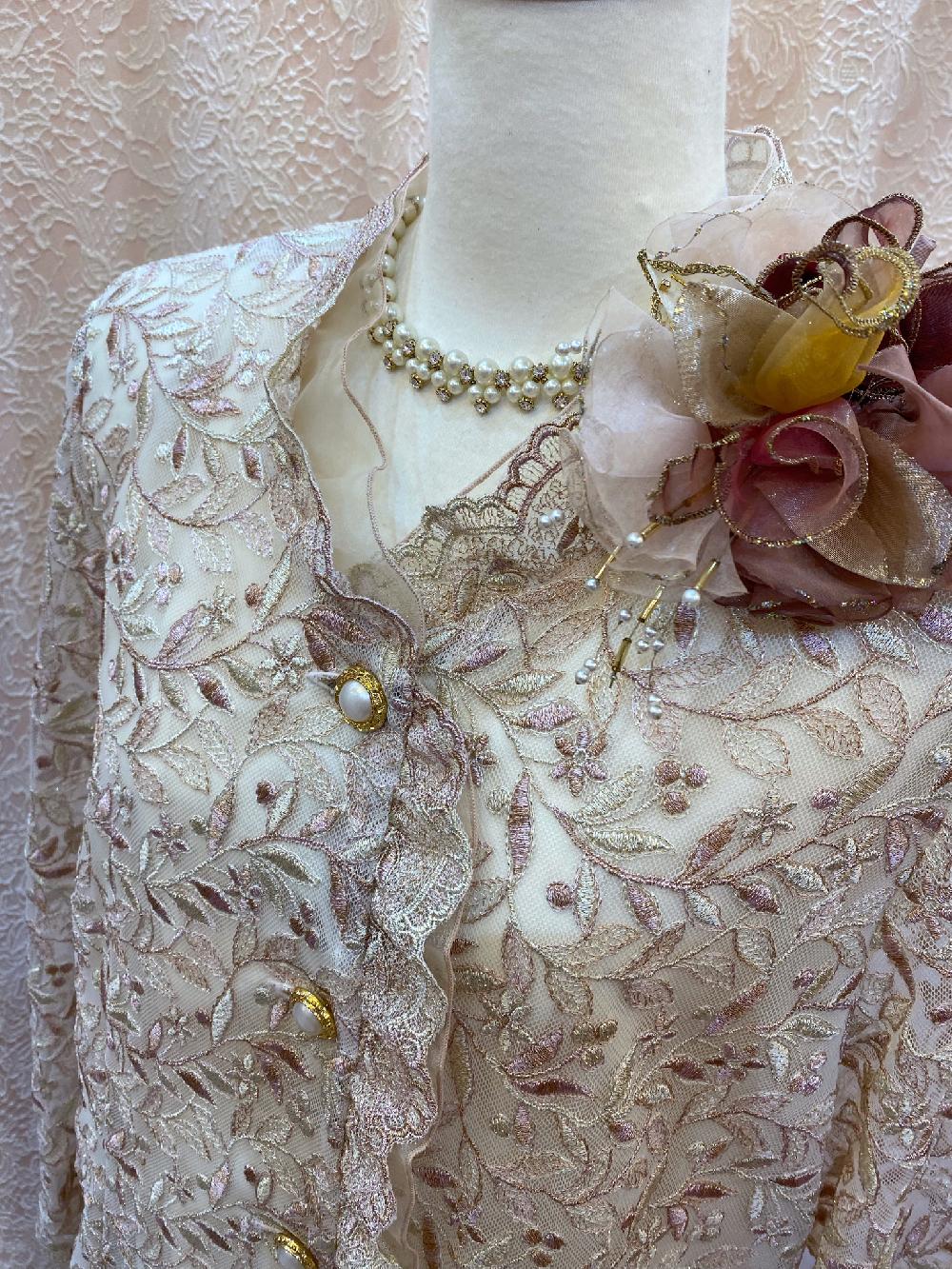 優しいピンク色のジャケット【リーブルマダムジャケット】15号でゆったりと美しく