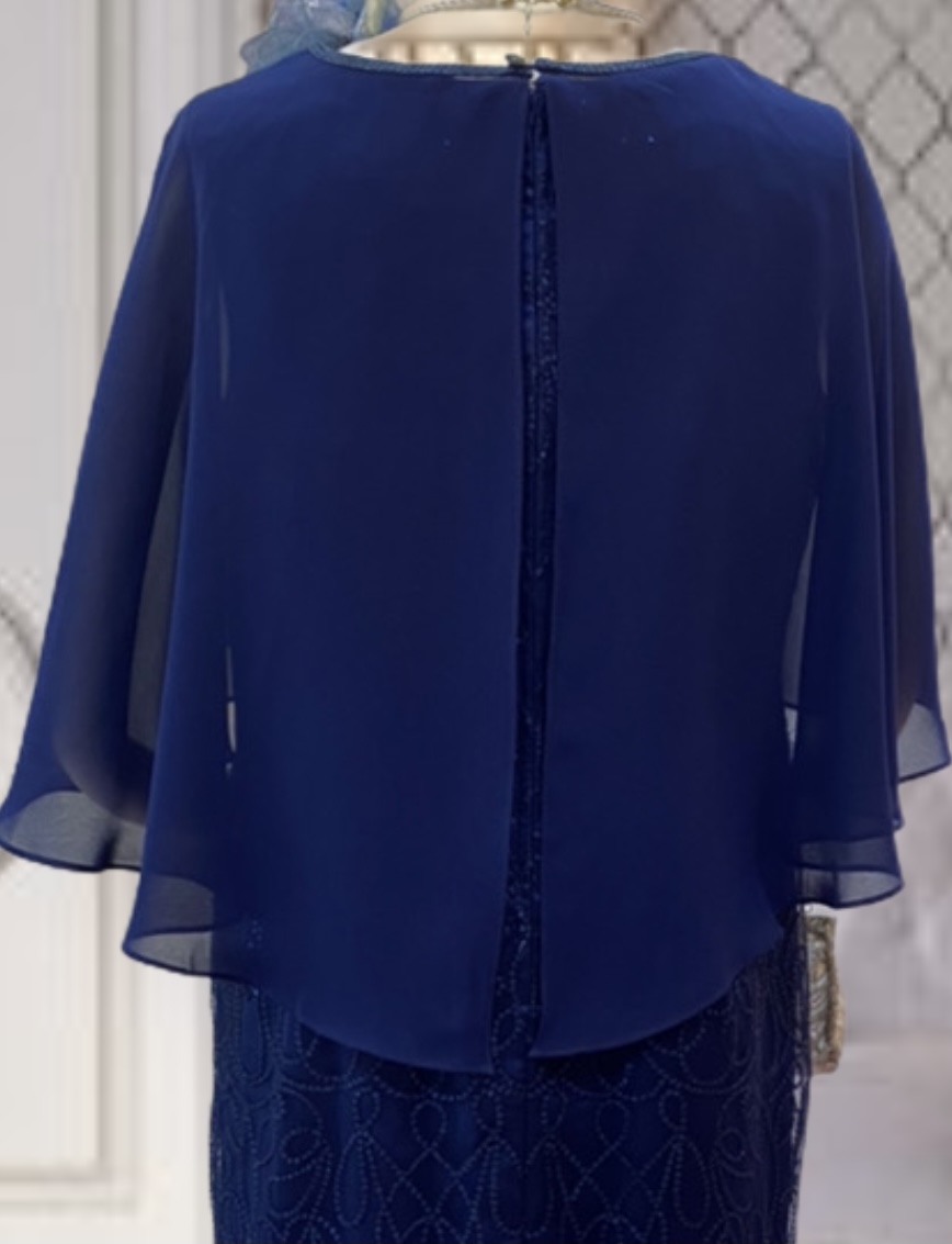 全身に散りばめられたスパンコールがキラリと光る【ソワリエネイビードレス】　結婚式に参列するご親族やミセスのパーティーに　ケープ付き