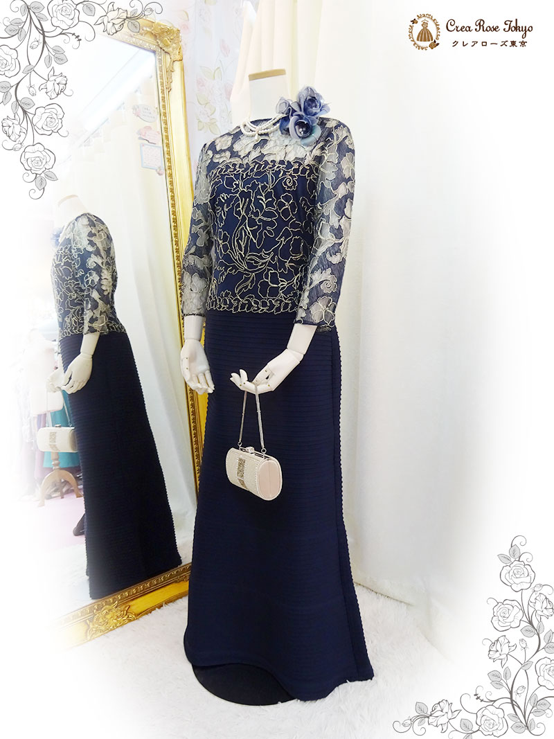 上質！11号（L）ゴールドの刺繍が華やかな【アンドリュードレス】マザーズドレス