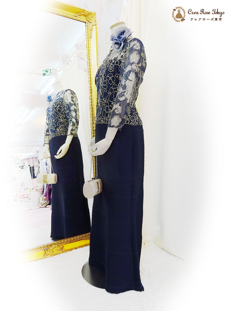 上質！11号（L）ゴールドの刺繍が華やかな【アンドリュードレス】マザーズドレス