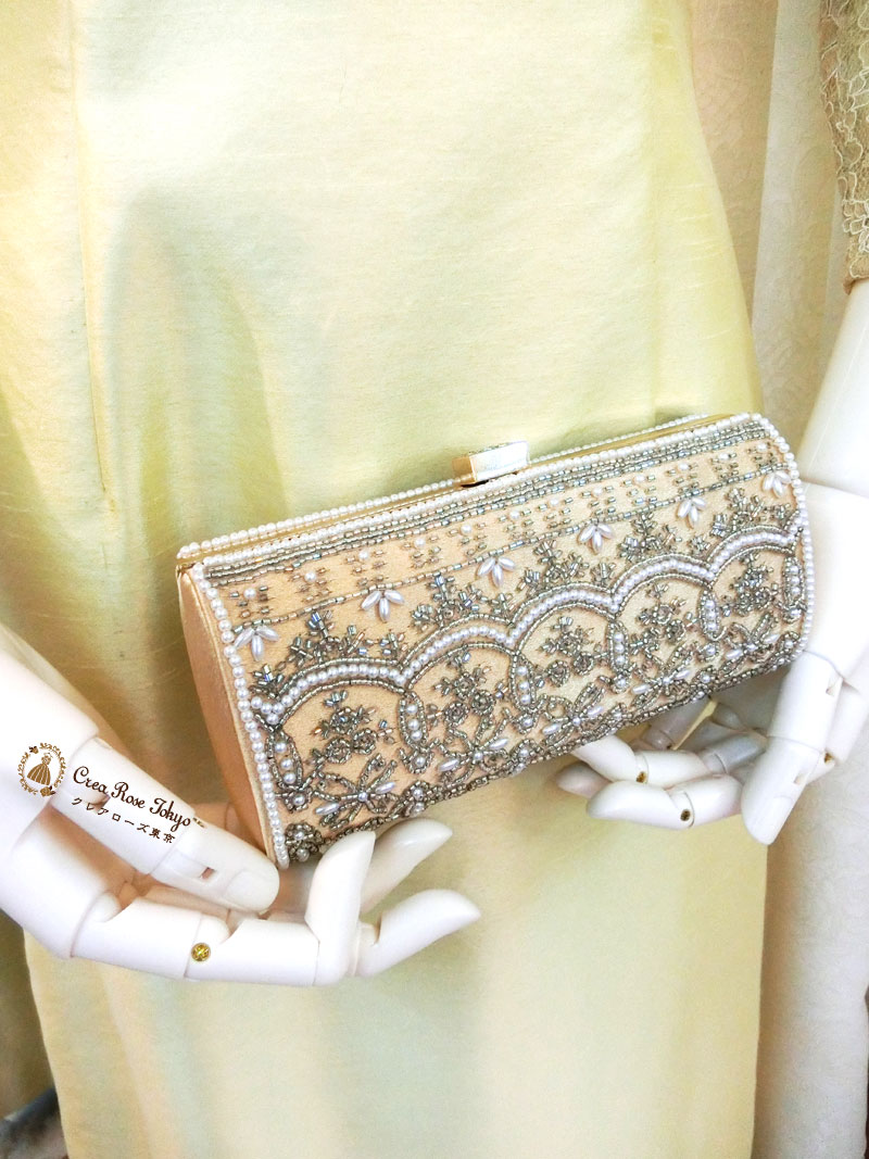 [セントティアラバッグ]高級パーティバッグ　母親・ご親族様コーデに