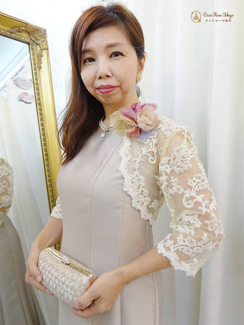 優美なシャンパン色のドレスと総レースボレロのセット【マキアドレス+グリセルダシャンパンボレロ】ミセスの結婚式やパーティーに