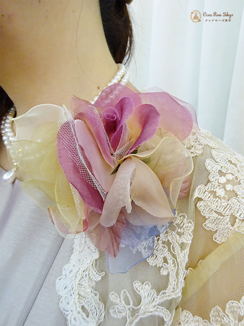 優美なシャンパン色のドレスと総レースボレロのセット【マキアドレス+グリセルダシャンパンボレロ】ミセスの結婚式やパーティーに