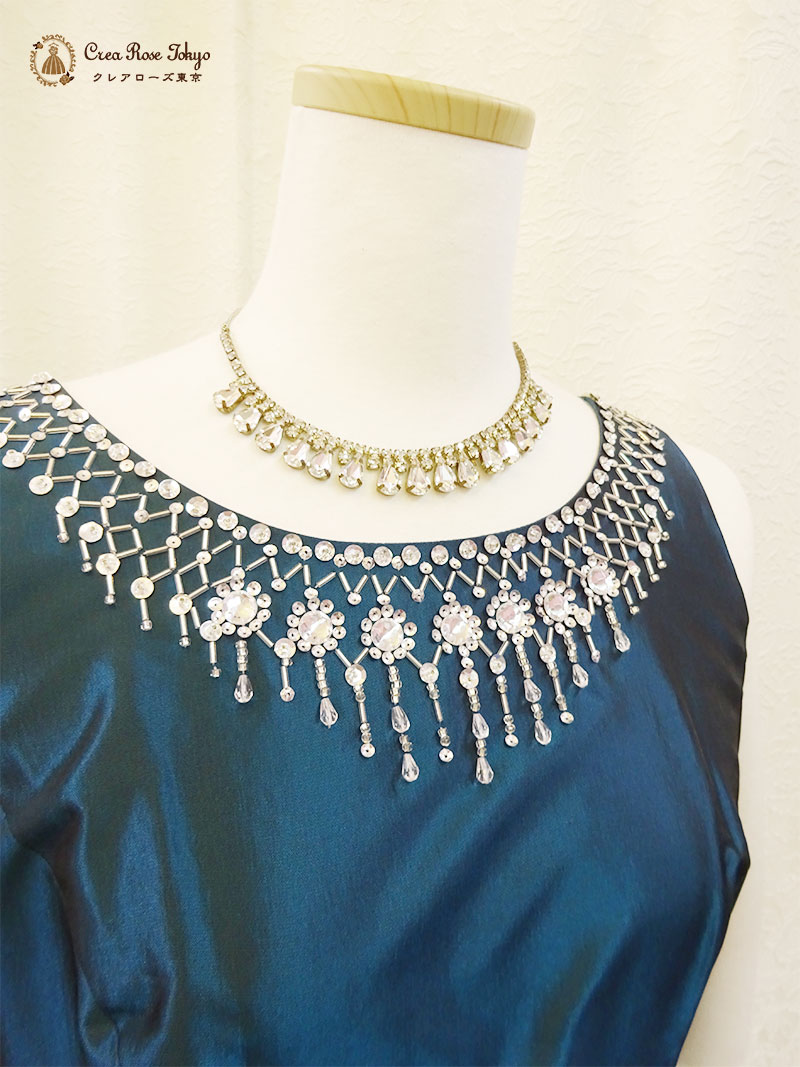 浅草本店　舞台映え！艶やかなブルーグリーンドレス【リンベル】ミセスの発表会におすすめ