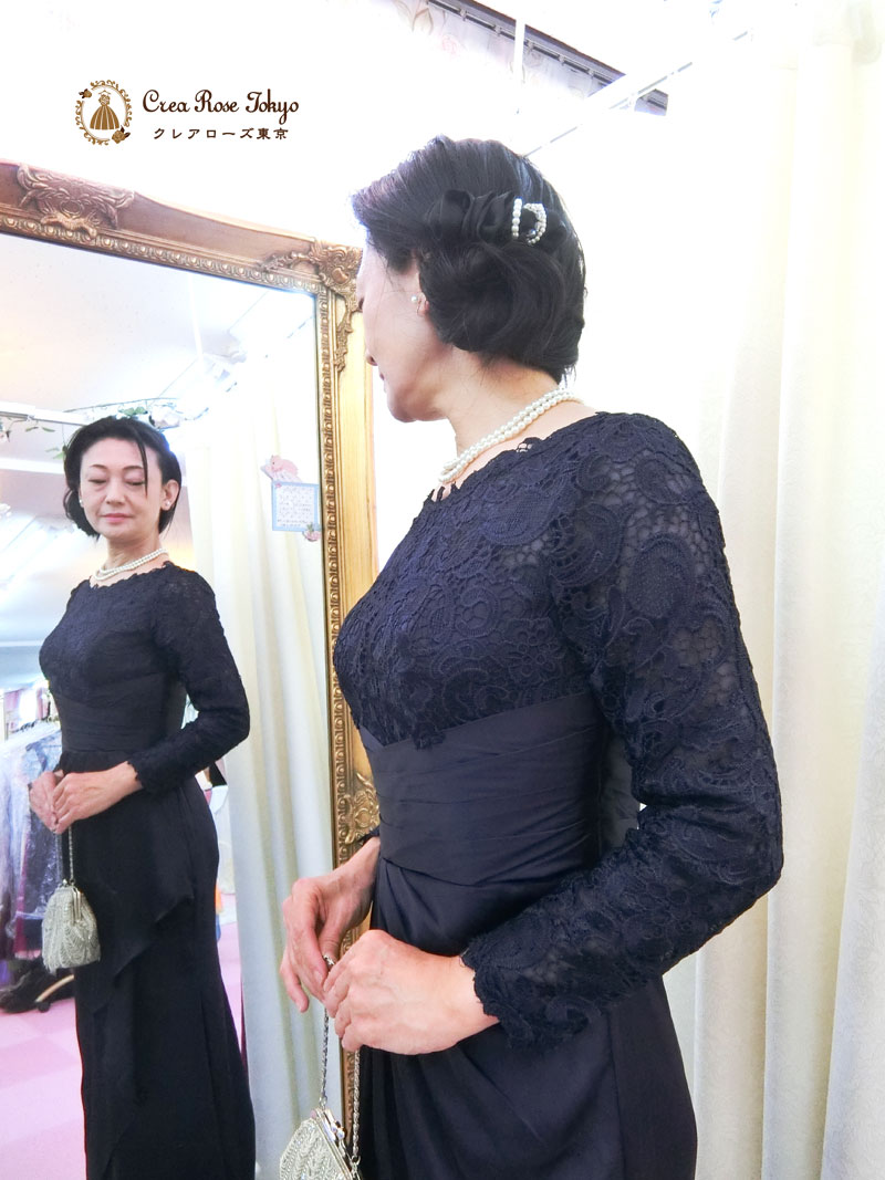 [アザレアドレス]Mサイズのお母さまに人気のネイビー！レースの袖が上品なマーメイドサテンドレス