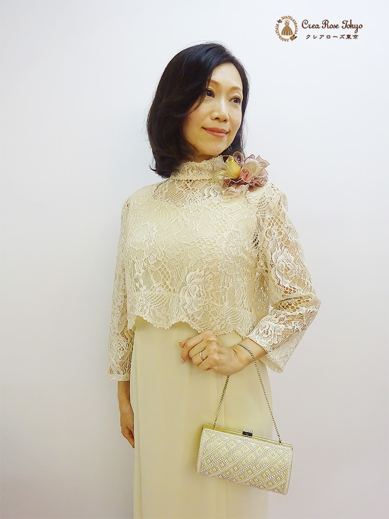 立ち襟が人気！総レースと穏やかな色合いで、装いを優雅に【メイサースボレロ】ミセスの結婚式やパーティーに