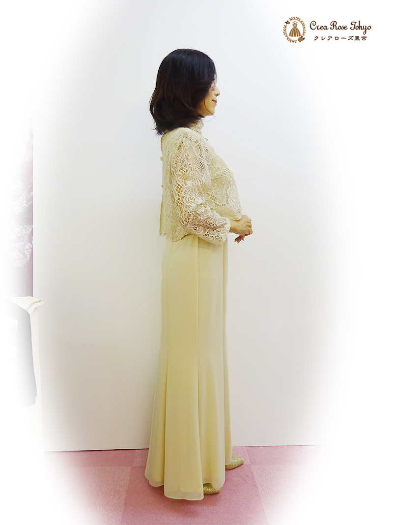立ち襟が人気！総レースと穏やかな色合いで、装いを優雅に【メイサースボレロ】ミセスの結婚式やパーティーに