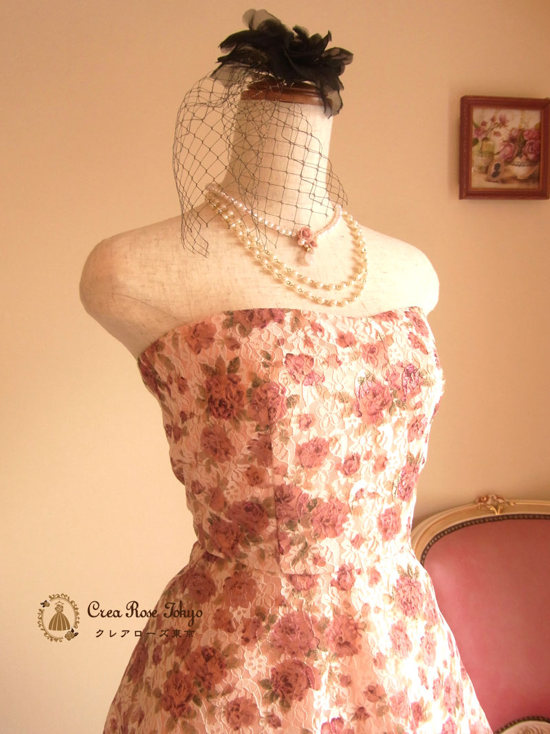 古着 アンティーク ビンテージ 薔薇 花 ドレス ワンピース ヨーロッパ ローズ 古着 アンティーク ビンテージ ドレス ワンピース ローズ 薔薇 花柄 総