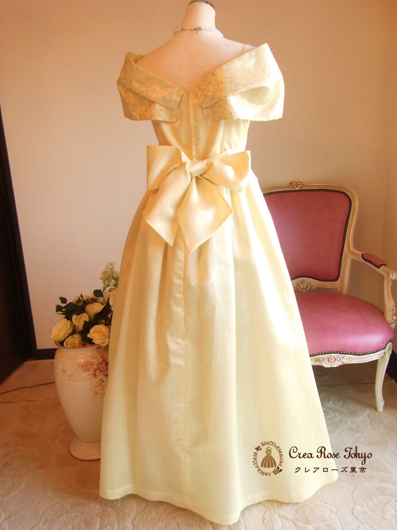 [メルリーナ]ロングクリームドレス　１１号Lサイズ