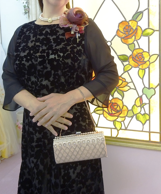 9〜11号の方、袖付きでゆったり着られるキュートな淑女ドレス【マルティーナレディドレス】叔母さまやご親族様に